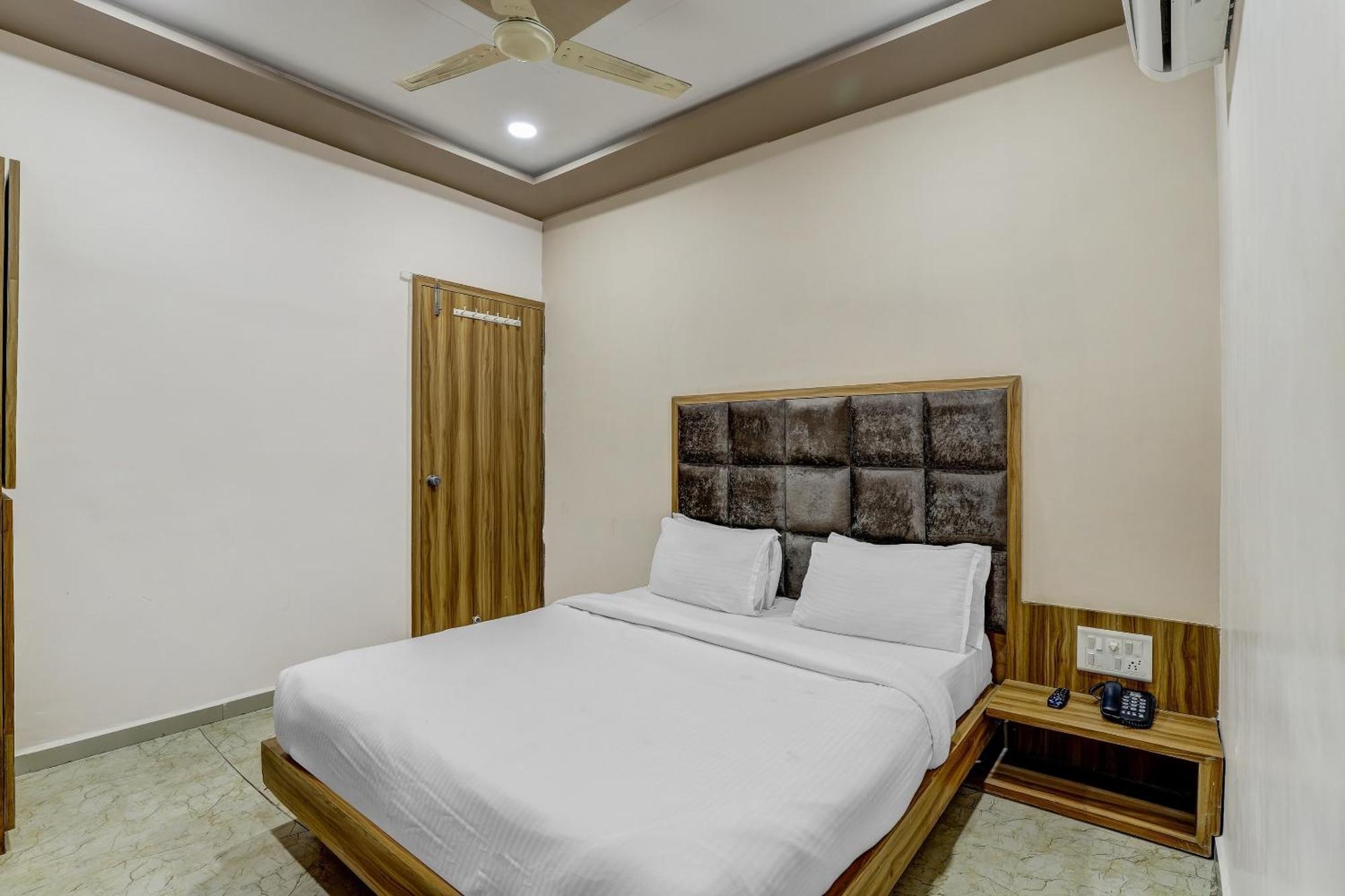 Отель Capital O Maple View Naroda Экстерьер фото